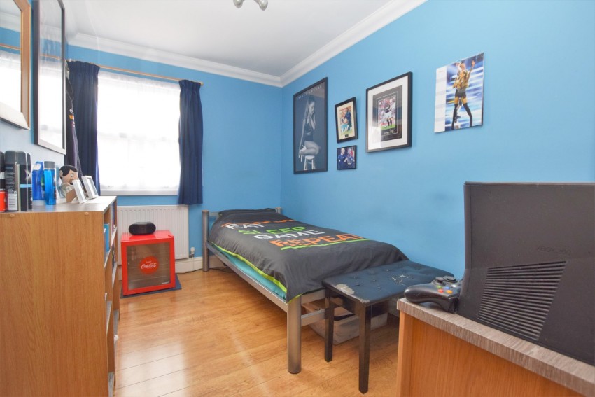 Images for Mons Avenue, Billericay, Essex