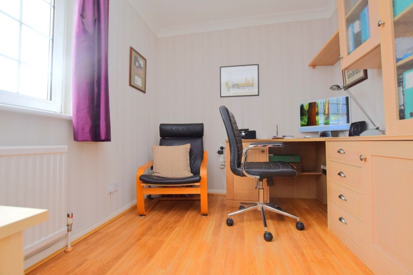 Images for Smythe Road, Billericay, Essex