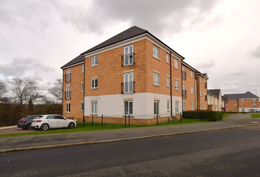 Images for School Avenue, Basildon, Essex