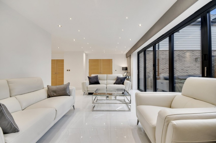 Images for Ramsden Bellhouse, Essex