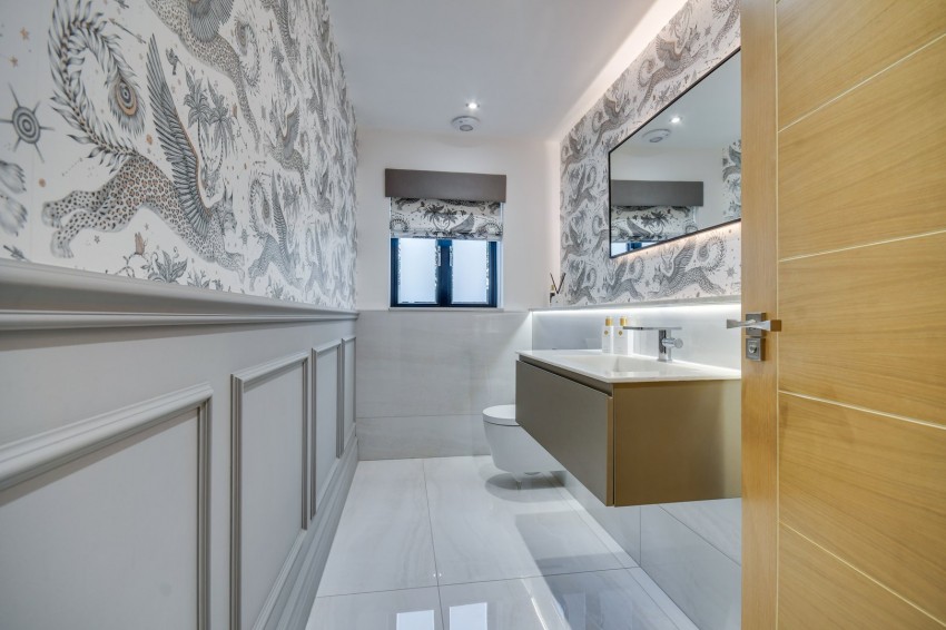 Images for Ramsden Bellhouse, Essex