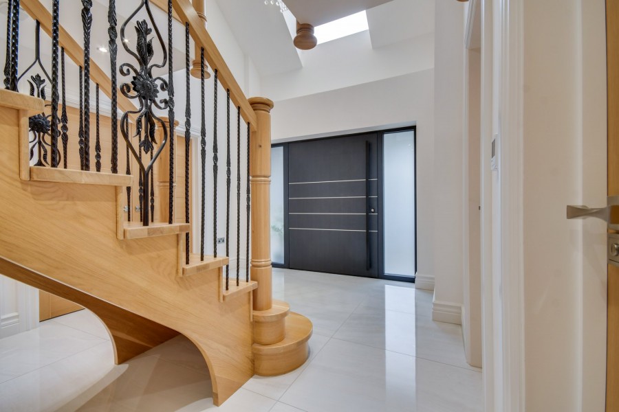 Images for Ramsden Bellhouse, Essex