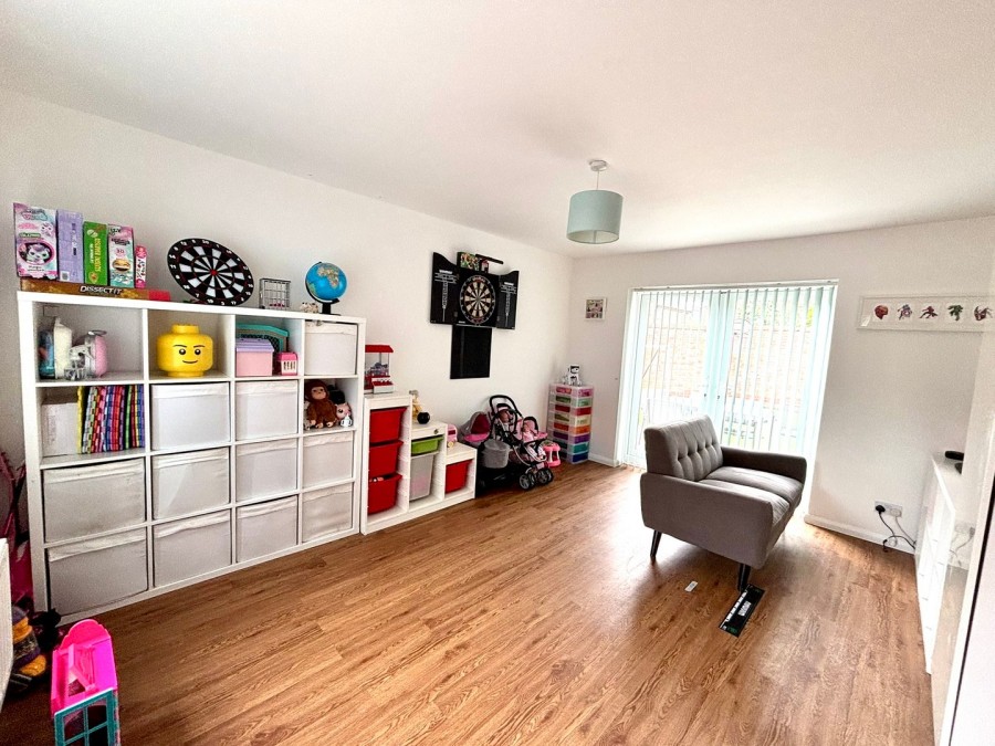Images for Berkeley Drive, Billericay, Essex