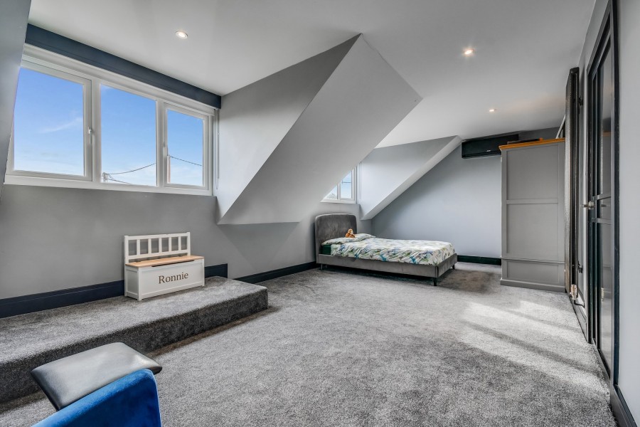 Images for Central Avenue, Billericay, Essex