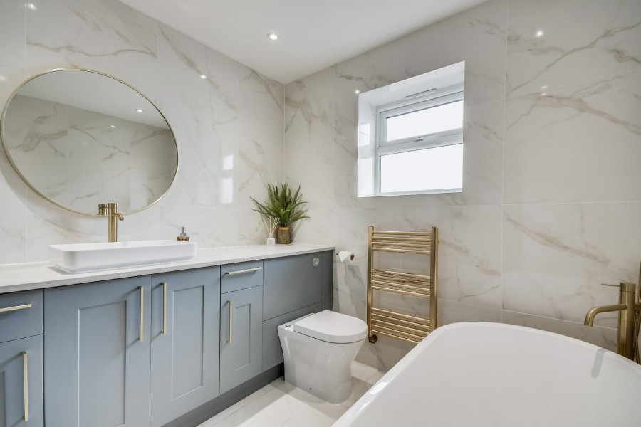 Images for Central Avenue, Billericay, Essex