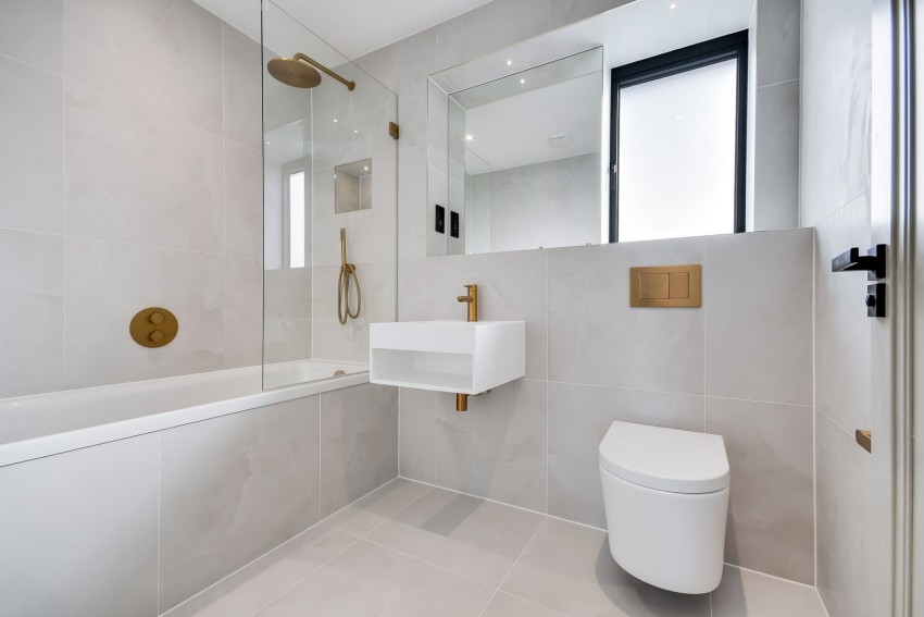 Images for High Street, BILLERICAY, Essex