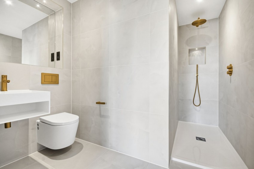 Images for High Street, BILLERICAY, Essex