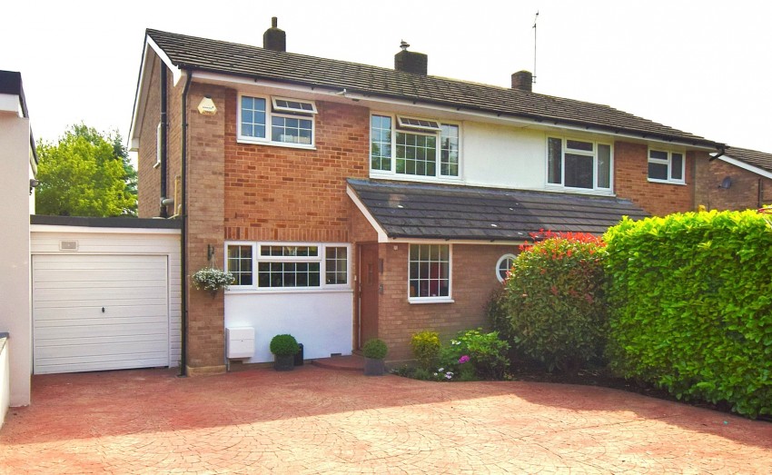 Images for Gilmour Rise, Billericay, Essex