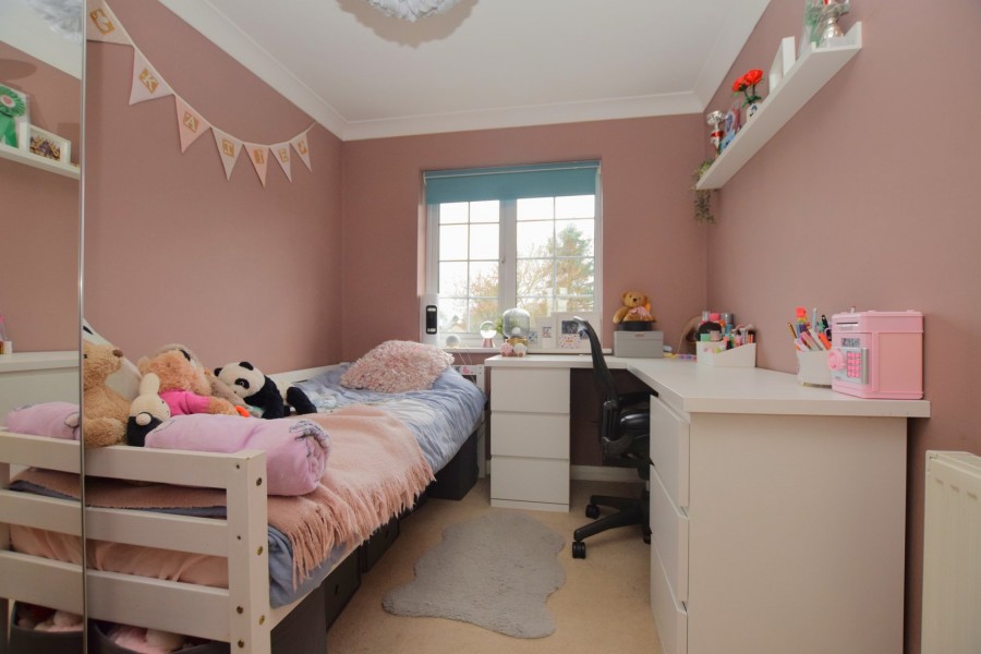 Images for Gilmour Rise, Billericay, Essex