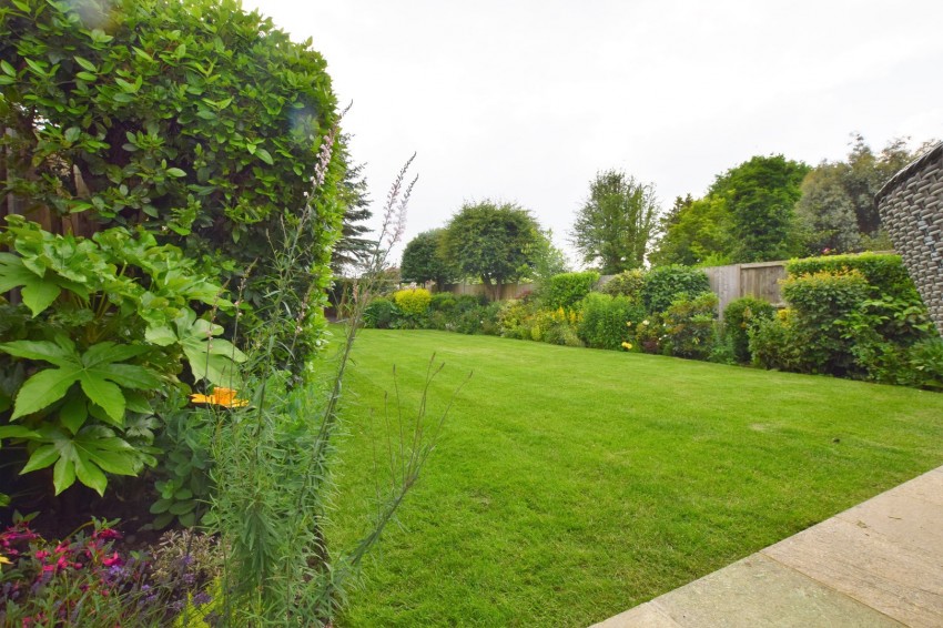 Images for Gilmour Rise, Billericay, Essex