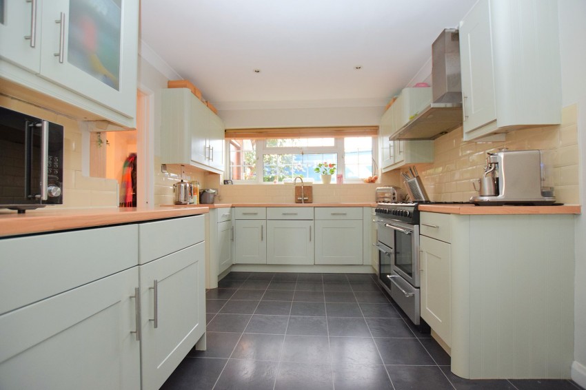 Images for Gilmour Rise, Billericay, Essex