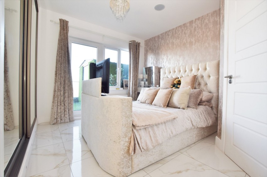 Images for St Ediths Court, Billericay, Essex