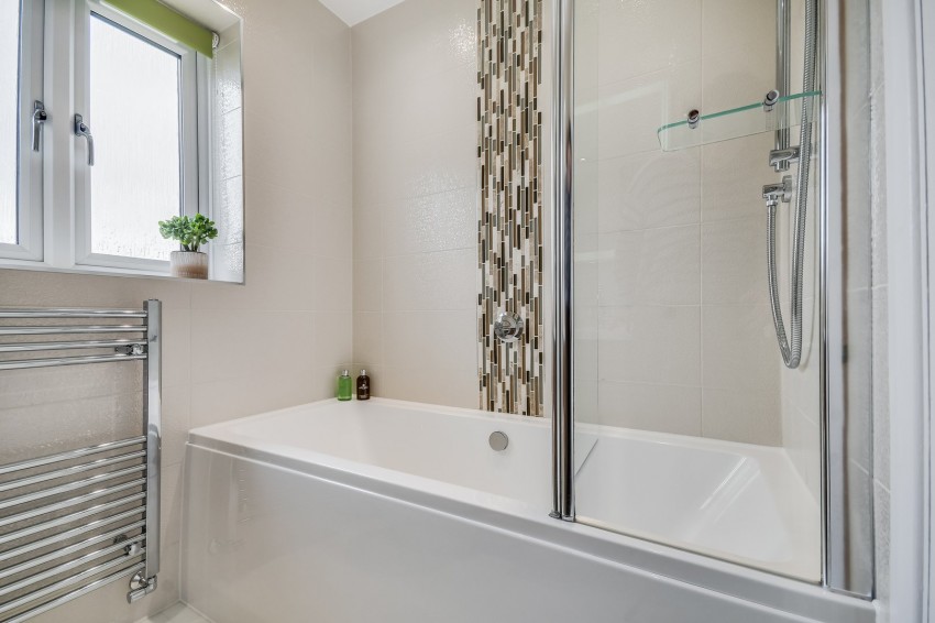 Images for Ovington Gardens, Billericay, Essex