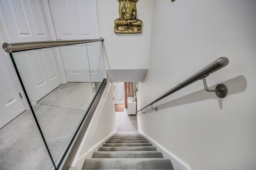 Images for Ovington Gardens, Billericay, Essex