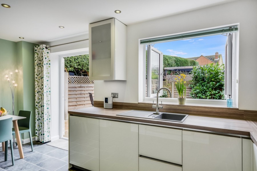 Images for Ovington Gardens, Billericay, Essex