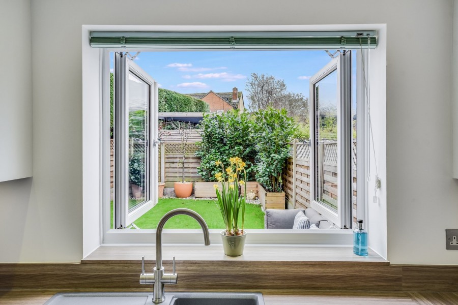 Images for Ovington Gardens, Billericay, Essex