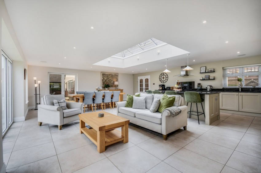 Images for Ramsden Bellhouse, Billericay, Essex