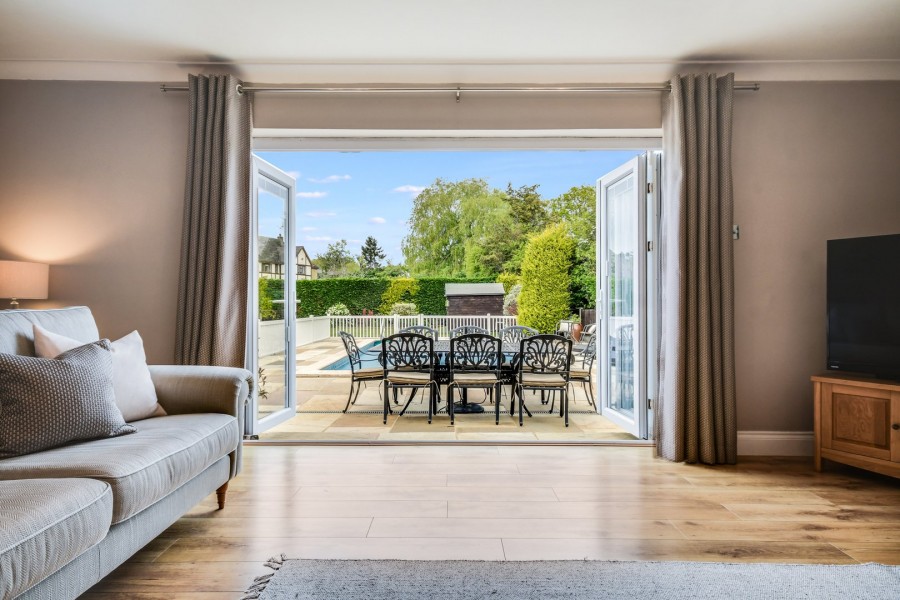 Images for Ramsden Bellhouse, Billericay, Essex