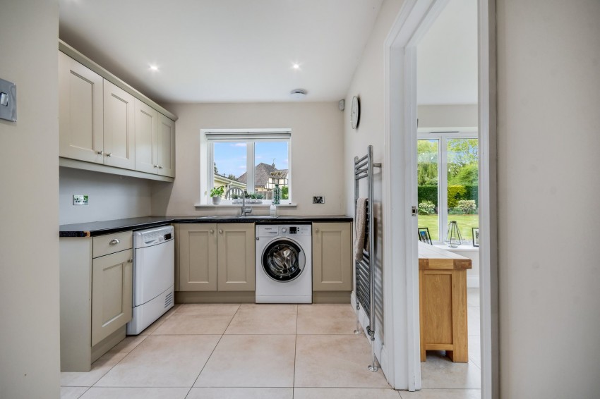 Images for Ramsden Bellhouse, Billericay, Essex