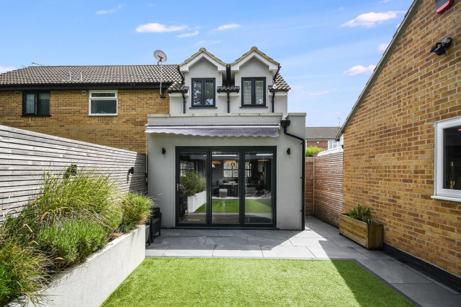 Images for Lampern Crescent, Billericay, Essex
