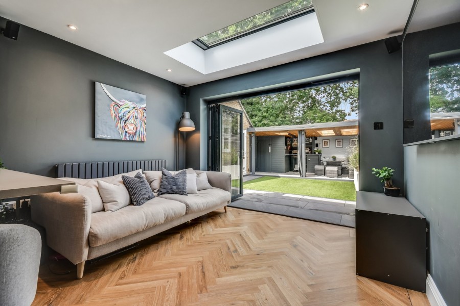Images for Lampern Crescent, Billericay, Essex
