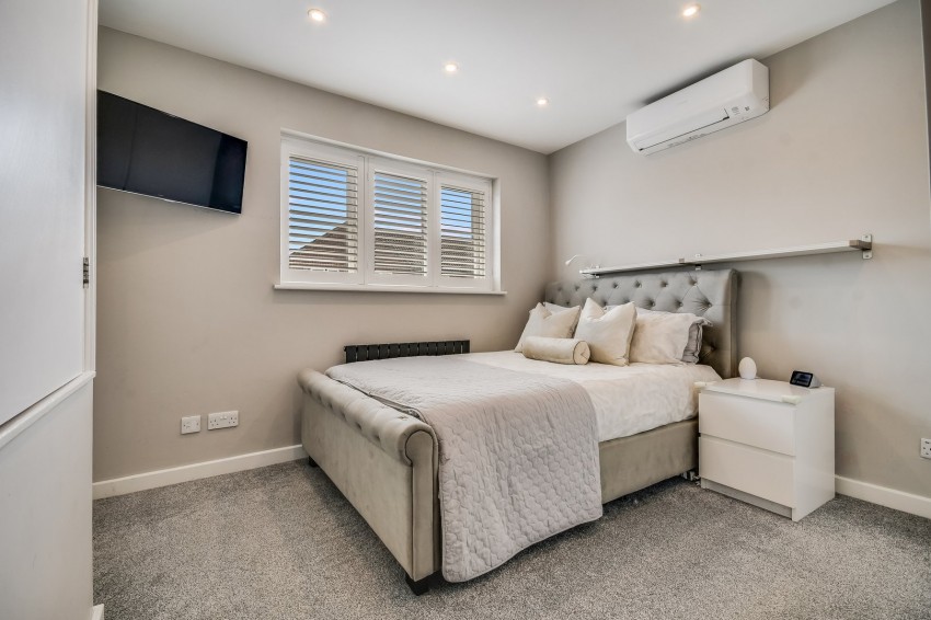 Images for Lampern Crescent, Billericay, Essex