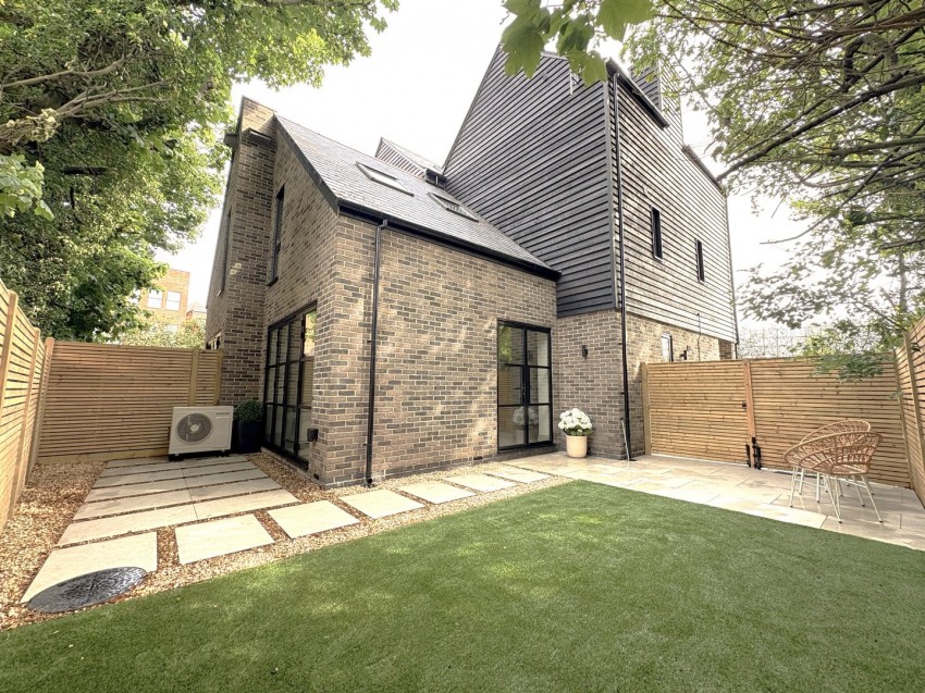 Images for Rose Lane, Billericay, Essex